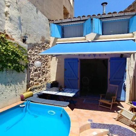 Maison De Vacances Atypique Pouzolles Exterior photo